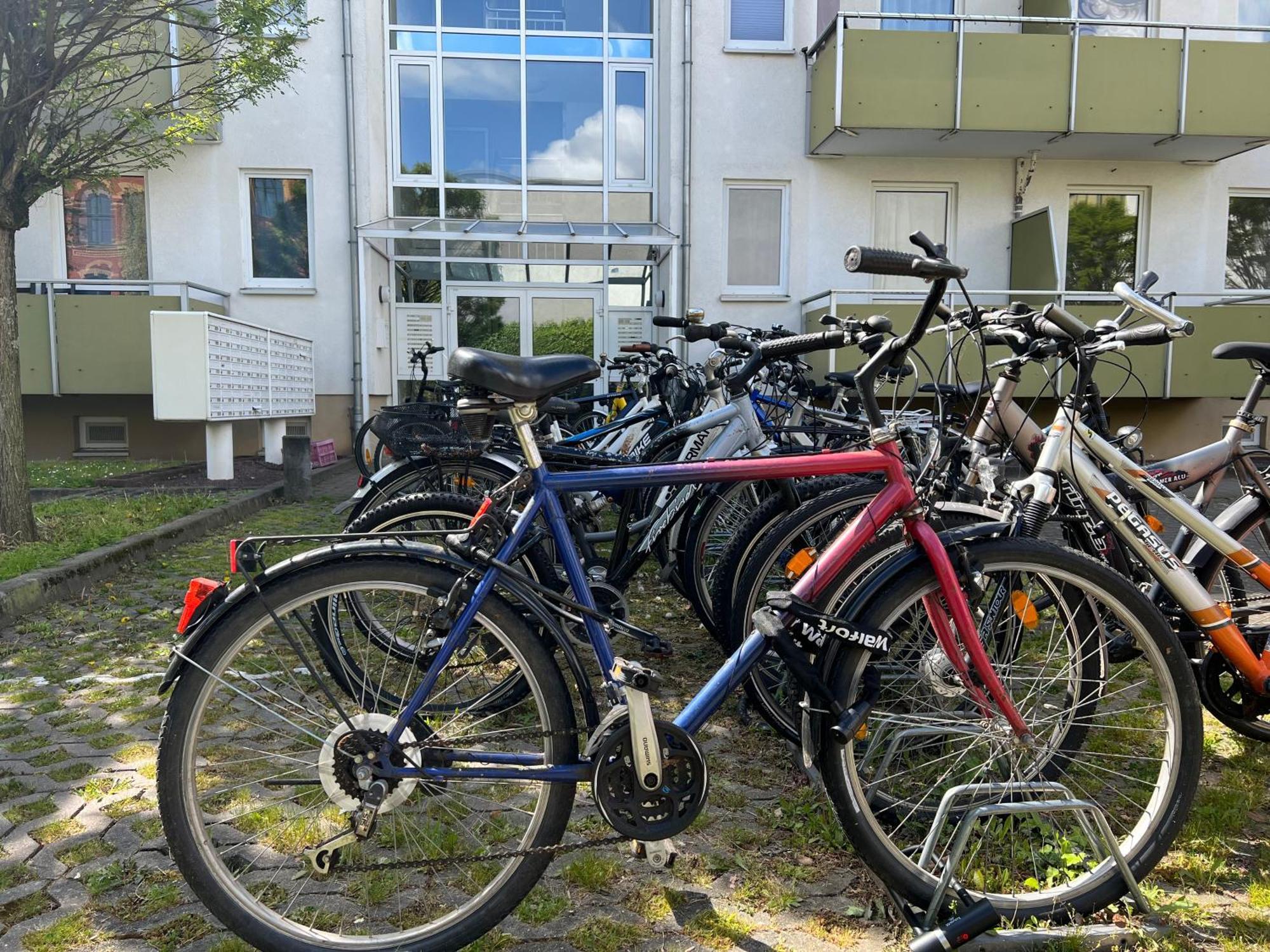 Schickes Einzimmerapartment Nahe Uniklinik マクデブルク エクステリア 写真